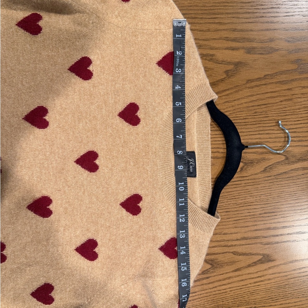 Heart Patterned Sweater - Picture 3 of 7